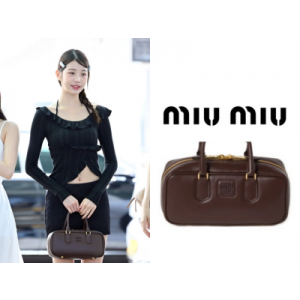 MIU MIU 아르카디 가죽 라지 백
