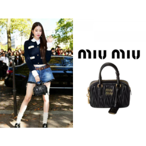 MIU MIU 아르카디 마테라쎄 나파 가죽 스몰 가방