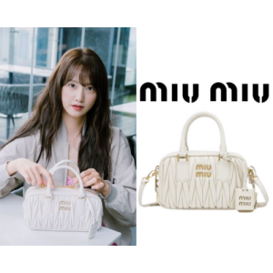 [윤아 PICK] MIU MIU 아르카디 마테라쎄 레귤러 가죽백