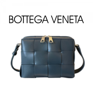 BOTTEGA VENETA 미디엄 아르코 카메라 백