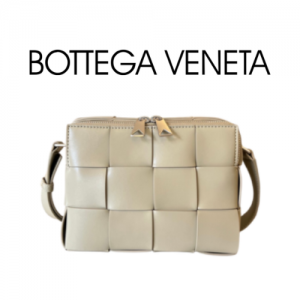 BOTTEGA VENETA 미디엄 아르코 카메라 백
