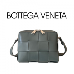 BOTTEGA VENETA 미디엄 아르코 카메라 백