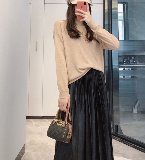 CELINE 미니 트리옹프 보스턴