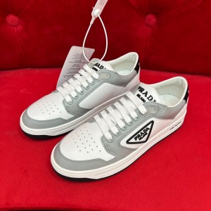 PRADA 다운타운 스니커즈