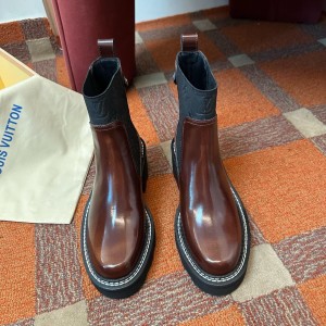 Louis Vuitton 클래식 마틴 부츠