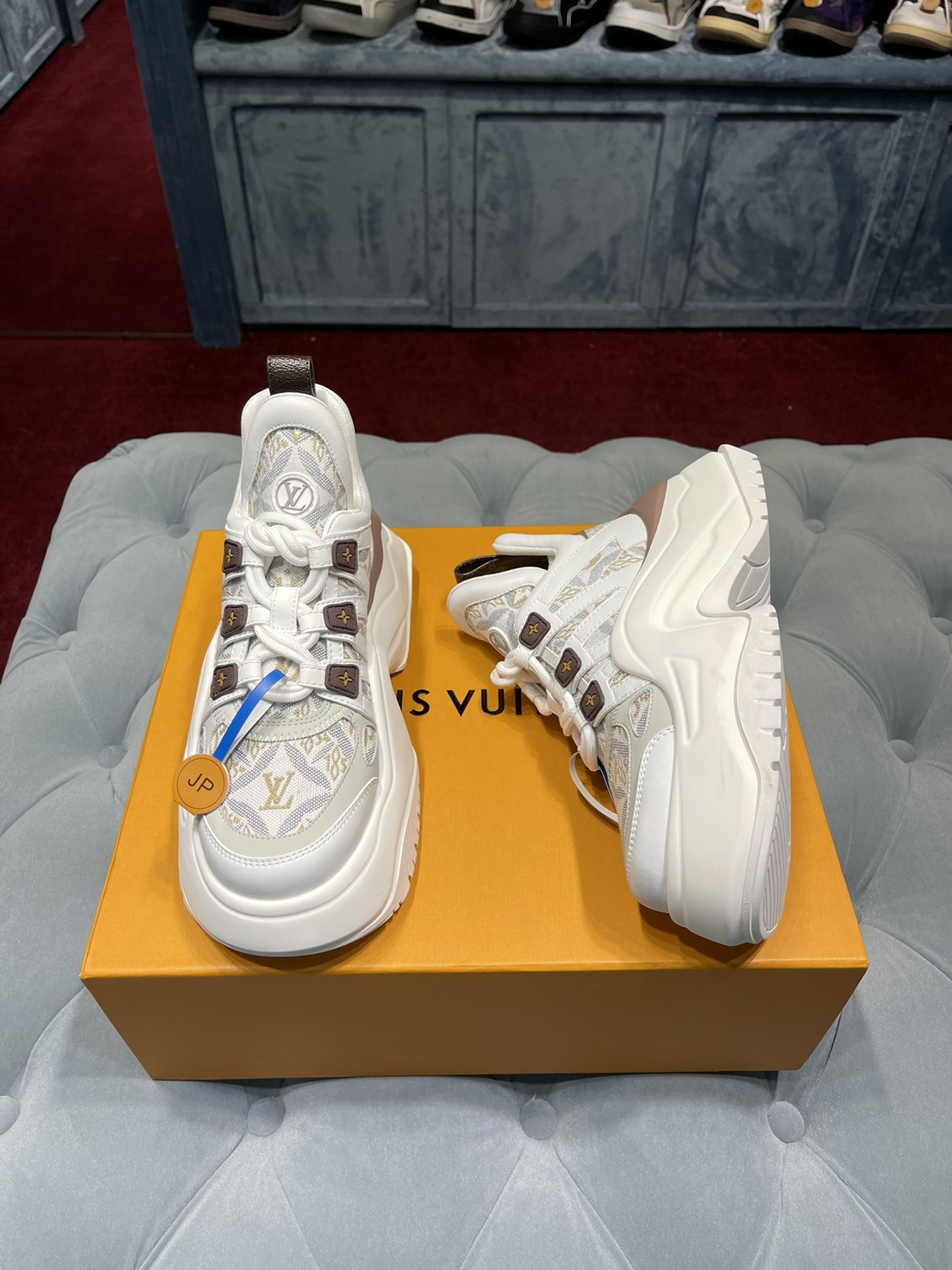 Louis Vuitton LV 아치라이트 2.0 플랫폼 스니커즈