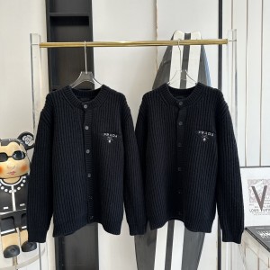 [남녀공용] PRADA 크루넥 헤비 니트 가디건