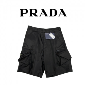 PRADA 리나일론 버뮤다 쇼츠