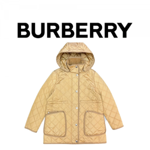 [WOMEN] Burberry 퀄팅 나일론 재킷