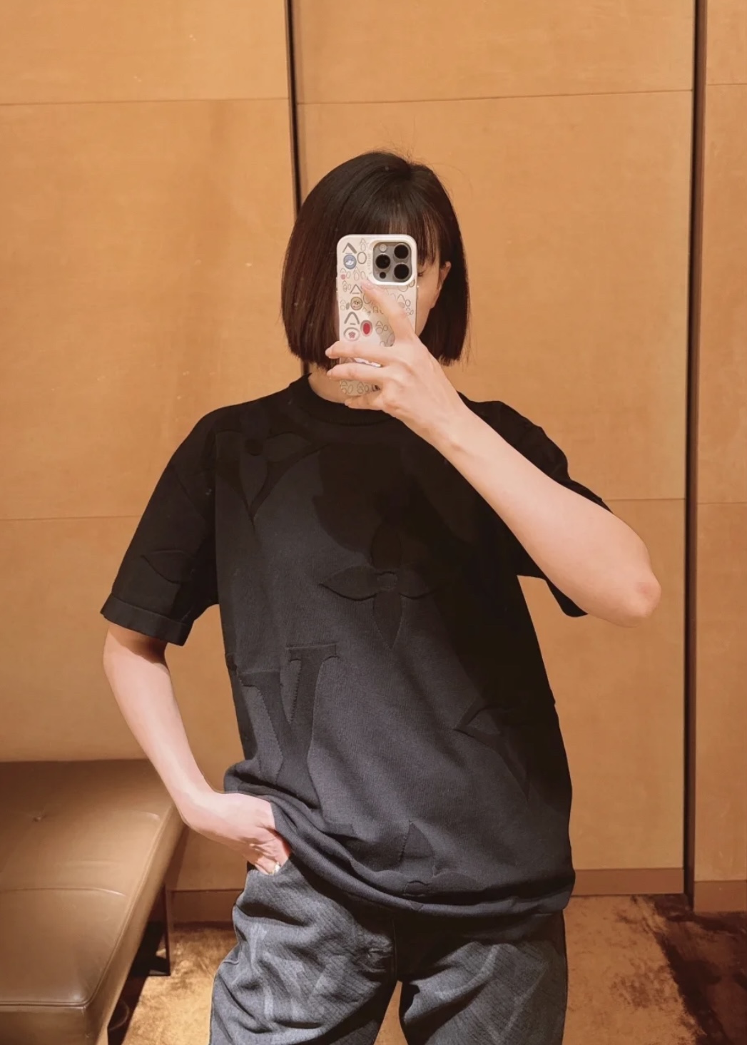 [남녀공용] Louis Vuitton LV 모노그램 자카드 쇼트 슬리브 티셔츠