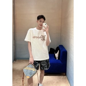 [남녀공용] Louis Vuitton LV 비즈 자수 쇼트 슬리브 티셔츠