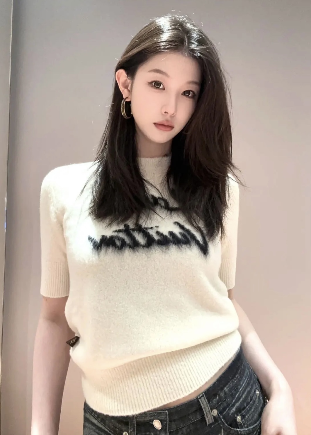 [WOMEN] Louis Vuitton LV 브러시드 니트 쇼트 슬리브