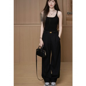 [WOMEN] MIU MIU 니트 베스트 탑