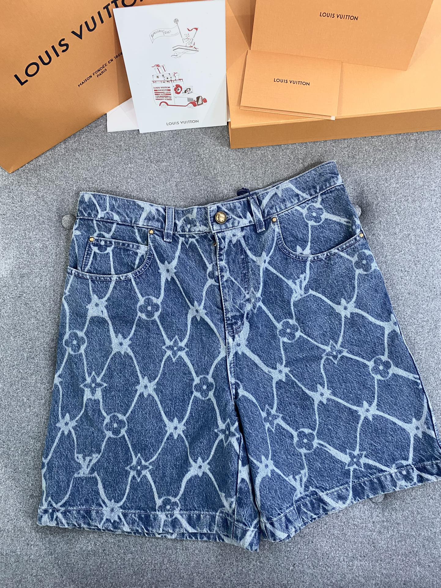 Louis Vuitton LV 모노그램 프린트 데님 쇼츠