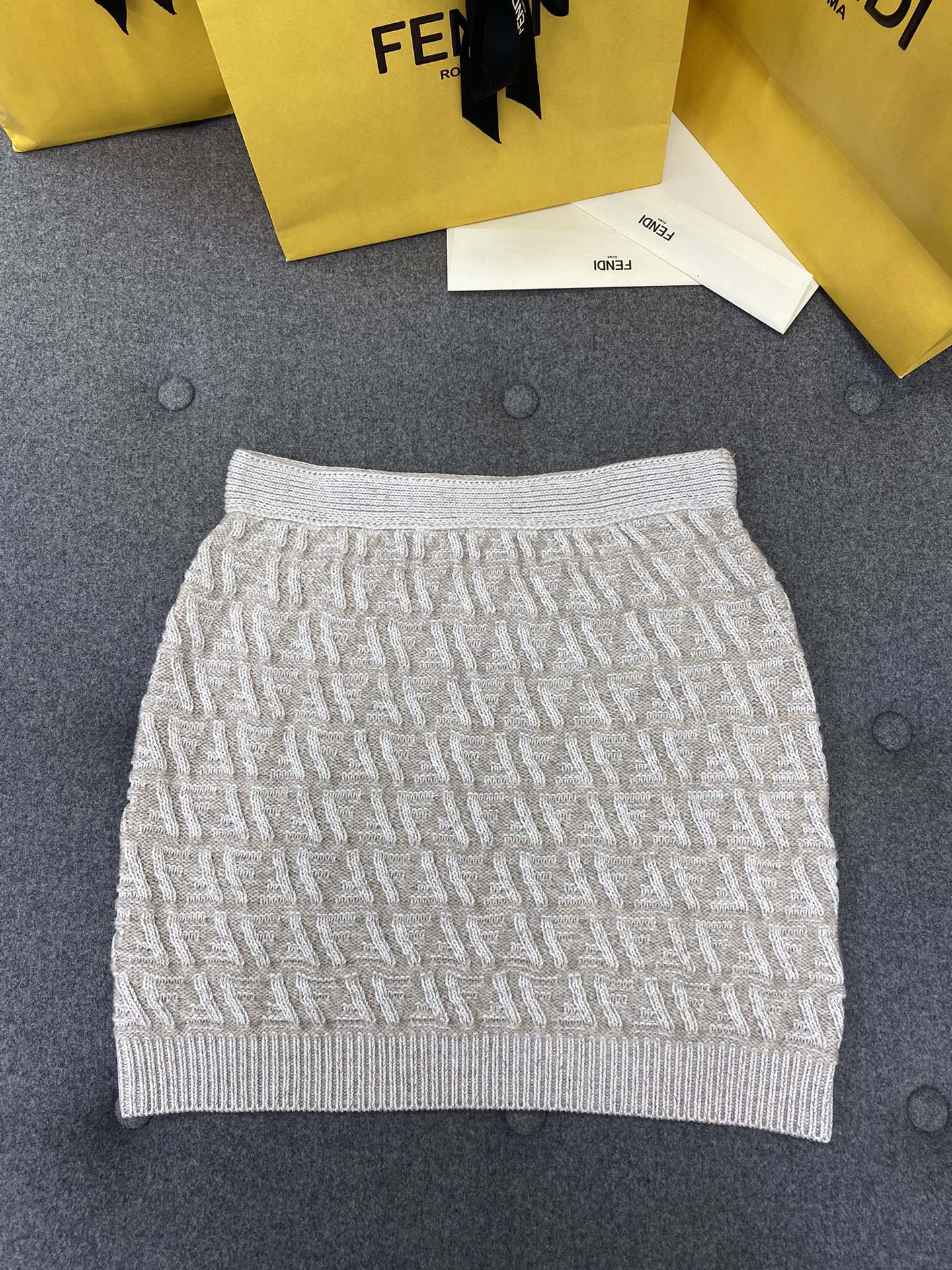 [WOMEN] [SET] FENDI FF 울 캐시미어 스커트