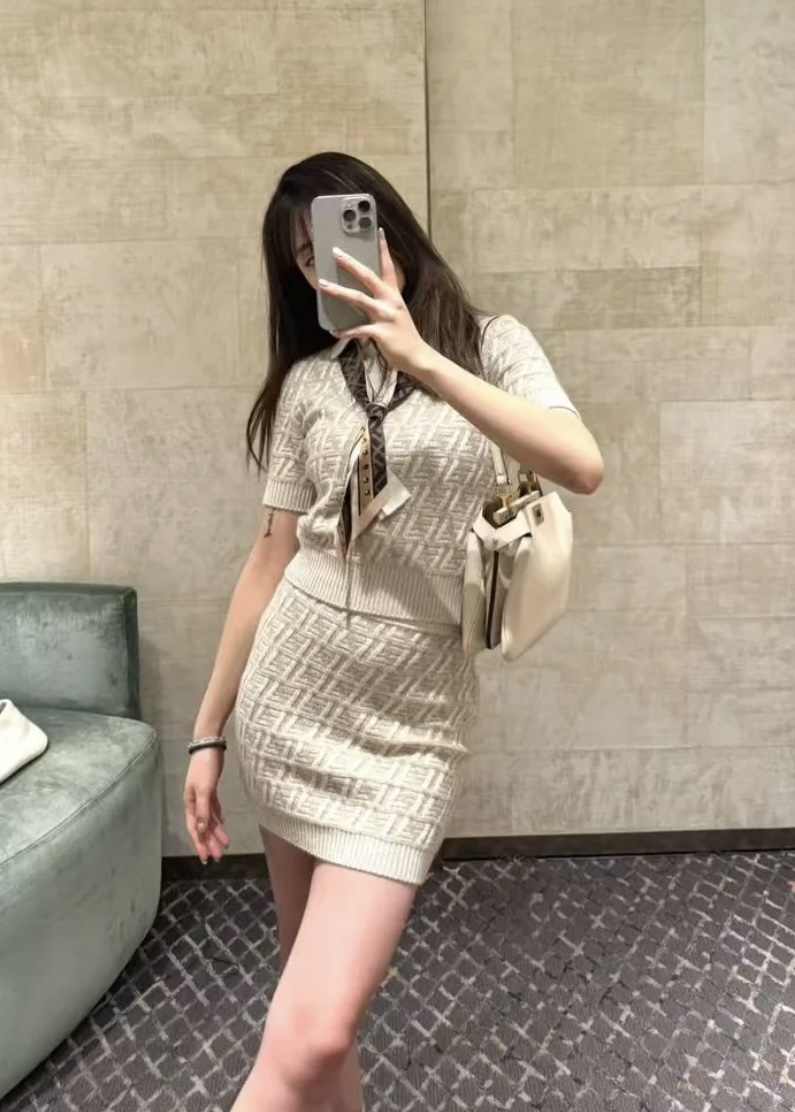 [WOMEN] [SET] FENDI FF 울 캐시미어 스커트