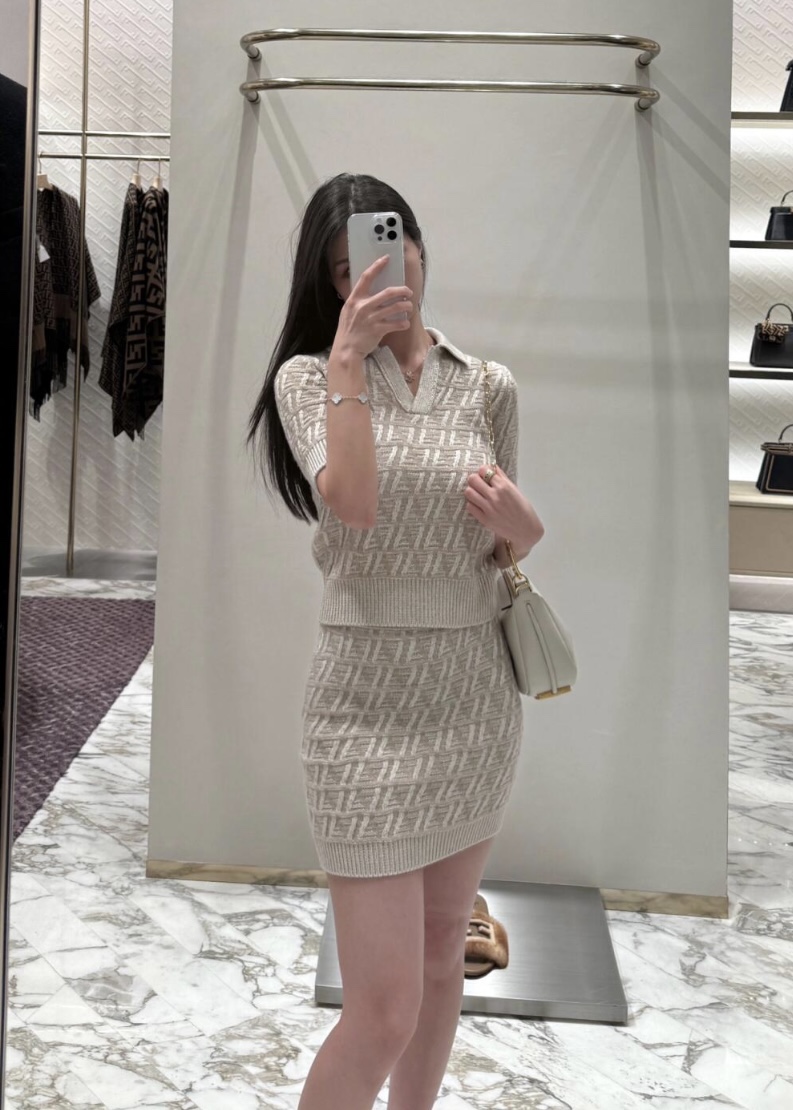 [WOMEN] [SET] FENDI FF 울 캐시미어 스커트