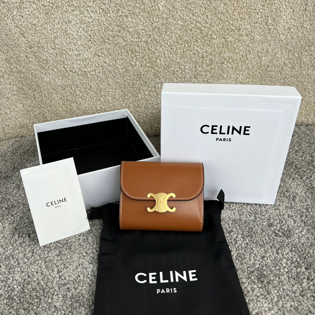CELINE 트리옹프 카드지갑