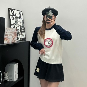 [WOMEN] CHANEL 24FW 자수 로고 니트