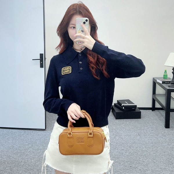 [WOMEN] MIU MIU 24FW 캐시미어 폴로 셔츠