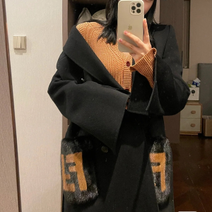 [WOMEN] FENDI 24FW FF로고 캐시미어 포켓 밍크 코트
