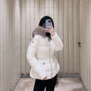 [WOMEN] MONCLER 보에드 패딩 자켓