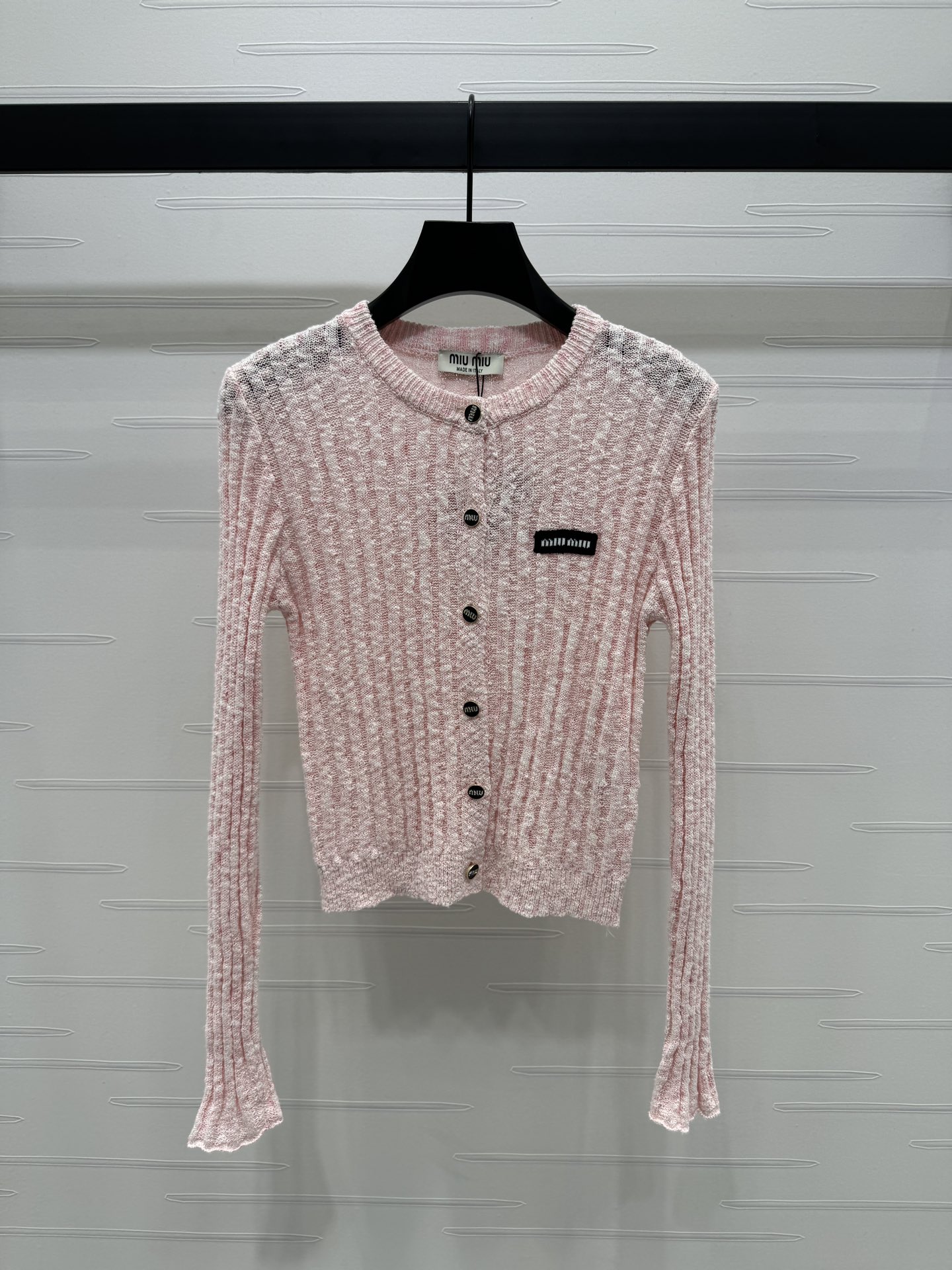 [WOMEN] MIU MIU 24FW 스몰로고 라운드넥 가디건