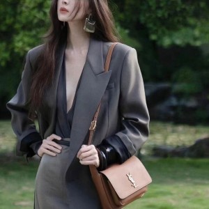 [WOMEN] SAINT LAURENT 울 개버딘 자켓