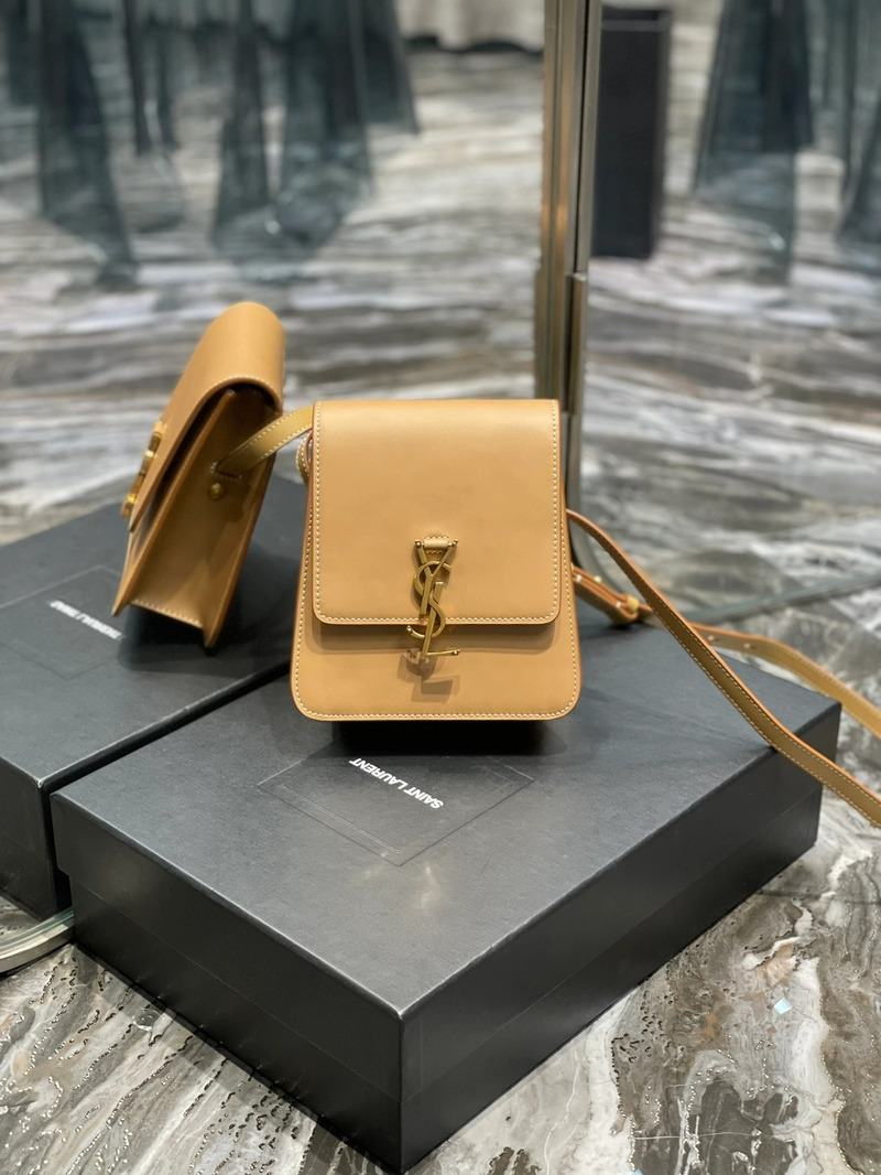 SAINT LAURENT 카이아 숄더 백