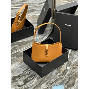 SAINT LAURENT LE 5 A 7 호보 백