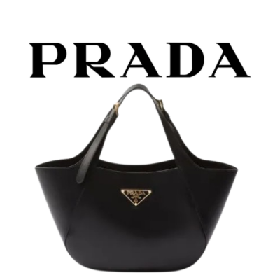 PRADA 에나멜 트라이앵글 미디엄 벨트 핸드백