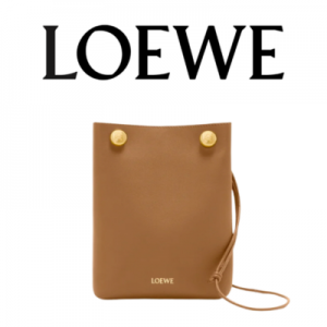 LOEWE 송아지 가죽 페블 파우치